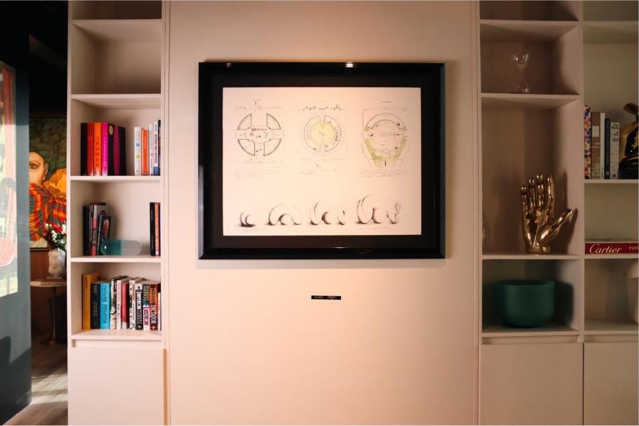 Jiménez Deredia's preparatory drawing in the shelving of the central office